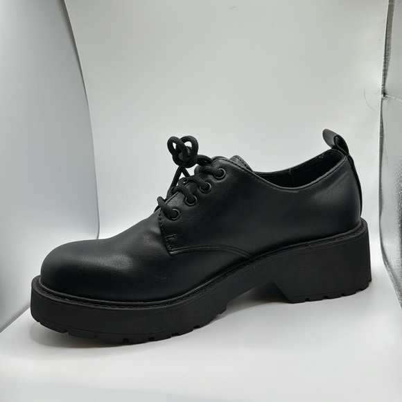 BLACK OXFORD SZ 9 Madden Girl brand new chunky heels four laces closed in shoes - Picture 3 of 11